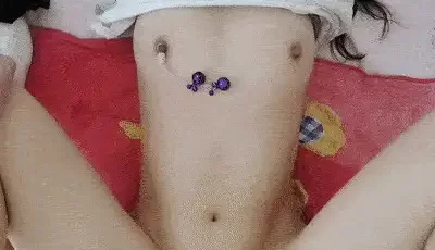 [转载搬运] 把嫩嫩表妹 上了别提有多爽_太硬了，啊啊啊~别~吖吖~爸爸... [2+1530MB][磁力链接]