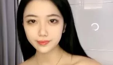 [自行打包] 花臂纹身美乳小姐姐全裸热舞，超粉嫩穴，坐在椅子上M腿... [1v+461m][百度盘]