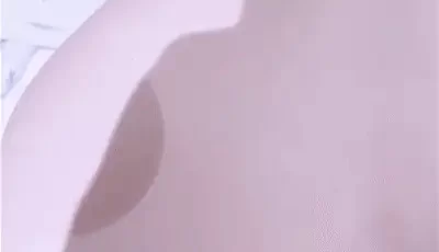 [转载搬运] 家有模特身材老婆 每天回到家换着花样的性感衣式，一天... [3p+1v+96M][百度盘]
