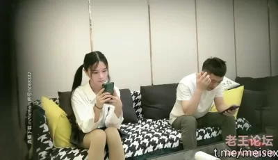 [转载搬运] 极品00后小萝莉奶声奶气，苗条清新沙发啪啪激情无限ㅤ [1+328m][百度盘]