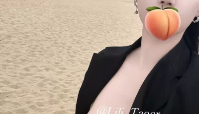 [自行打包] 性感反差御姐『Lili_桃儿』户外紧张刺激露出，人前女神 ... [90p+8v+130m][百度盘]