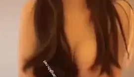 [转载搬运] 斗鱼安主播吉拉小涵涵 超美御姐土豪私定大尺度自慰 [1+394m][百度盘]