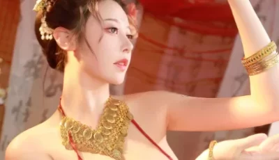 [转载搬运] 【奈汐酱nice】最新 赤帐舞 极品巨乳肥臀美腿 甩动巨乳勒逼 [2v+395m][百度盘]