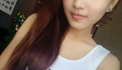 [转载搬运] 情侣泄密-为了留下来和男友啪啪欺骗家人会和朋友唱歌到... [8v+1g][百度盘]