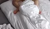 情趣内衣白丝女友3p，男友边拍摄边撸管 [10:00]
