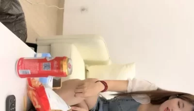 [转载搬运] 小姐姐挺漂亮，酒足饭饱，强迫推倒，逼逼粉 [1+589m][百度盘]