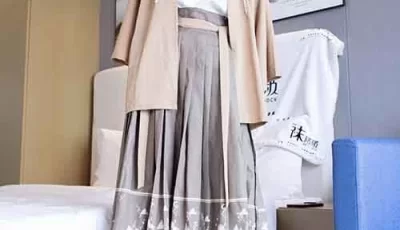[转载搬运] 袜啵啵-小甜豆-两双高跟鞋黑丝肉丝美腿[145P+1V／1.54G 百度... [145p1v+1.54G][百度盘]