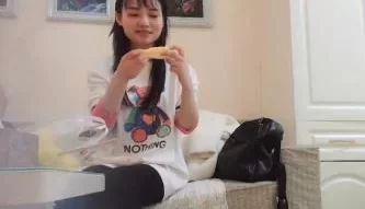 深夜约操骚熟女，伸进内裤摸穴，床上舔屌口交. [55:11]