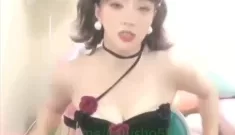 [转载搬运] 【录屏】盯射最后帮你倒计时，教你咋撸，这双黑丝骚腿 [1+397M][百度盘]