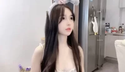 [转载搬运] 是個男人都會心動【九頭身170cm高挑可愛女神】9分超高顔... [2+619MB][磁力链接]