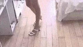 [转载搬运] 天花板级约啪大神【kaitozhang】 纤细苗条大长腿小兔兔穿上... [2+7117MB][磁力链接]