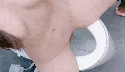 [转载搬运] 極品高顔值禦姐範 完美露臉~瓣b展示特寫，瘋狂啪啪各種... [2+3390MB][磁力链接]