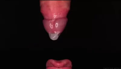 [转载搬运] 特写最好的底视图避孕套口活她打破了避孕套开始玩精液AS... [1v+186mb][百度盘]