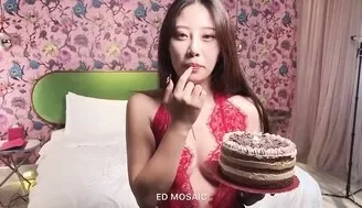 台湾辣妹美女玟妡為粉絲炮制生日驚喜和禮物 [35:24]