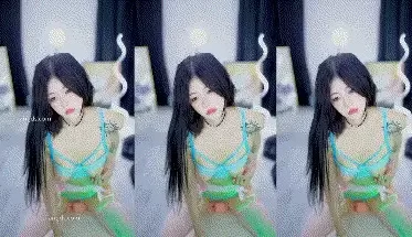 cc朱朱黑丝裸舞自慰高价定制合集
