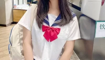 [自行打包] 校服学妹 花季美少女 双马尾校服 人前乖乖女 人后反差婊 [12V+520M][百度盘]