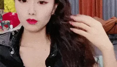 [转载搬运] 168cm极品美女！肚兜短裙大长腿！换上连体黑丝超性感，微... [1+3058MB][磁力链接]