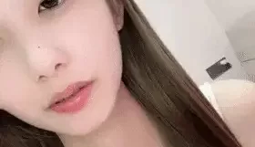 [自行打包] 超高颜值女神主播【广州大学生】人气超高～身材曼妙前凸后翘 [4V+2.51G][百度盘]