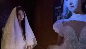 [自行打包] （门事件）抖音上很火的超美婚纱足浴新娘221号【莉莉安】被大神爆出视频！ [2V+120M][百度盘]