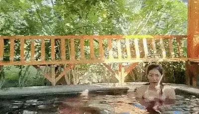 [转载搬运] 马赛克是打不完的 老夫妻温泉悠闲娱乐，健身浴偷吃 [1+359MB][磁力链接]