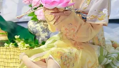[转载搬运] 绮梦摄影-Aubrey-可爱古风棉袜裸足美腿 [168p1v+1.4G][百度盘]