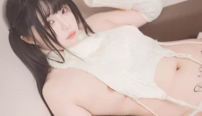 [转载搬运] 落落Raku写真合集 [npv+22.9g][百度盘]