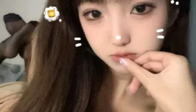 [自行打包] 长沙骚货❤️刘子玥❤️在soul上裸聊被曝全裸光勾引网友 [1V＋15P+336M][百度盘]
