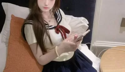 [自行打包] 长沙骚货❤️刘子玥❤️在soul上裸聊被曝光 小母狗嫌男友... [1v+336M][百度盘]