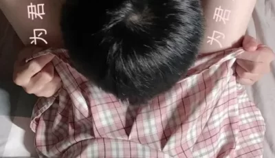 [自行打包] 反差00后清纯学妹〖为君摇〗同学老师眼中的乖乖女 [35v+196m][百度盘]