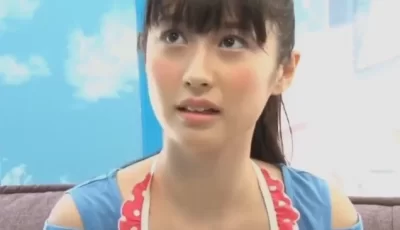 [转载搬运] 很可爱的妹子 有没有老哥知道名字的，还有最后一张图的... [1+1.8G][磁力链接]