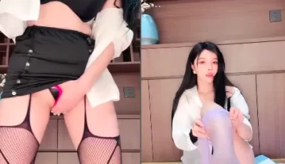 【白熙】魅惑尤物撕开丝袜拿着双根大阳棒后入骑乘流淫水