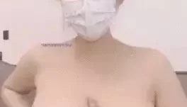 [转载搬运] 半糖 巨乳大E 巨乳女神，童颜巨乳抹油狂甩 [26v+1.05g][百度盘]