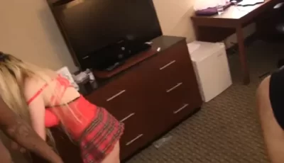 【黑人】中国熟女与黑人的巨大黑屌3P