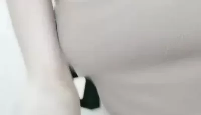 [自行打包] 高颜值短发酷酷妹子苗条身材道具自慰大秀，椅子上玻璃... [1v+719m][百度盘]