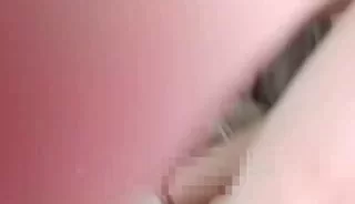 氣質美女宿舍掰穴自拍 [03:57]