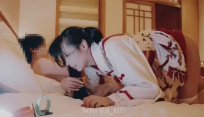 泄密流出推特PUA大神健身教练JK哥约萝莉型穿着和服JK制服暴力啪啪. [23:56]