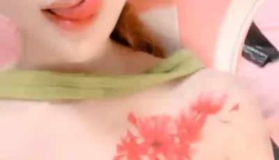 [转载搬运] 极品网红女神露脸，扩阴器特写子宫，双洞齐插 1V-283M [1V+283M][百度盘]