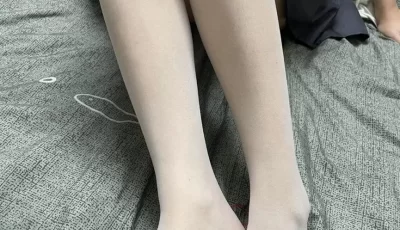 [转载搬运] 海角大神爱女儿的每一天和大奶女儿小沫乱伦 让女儿边给... [30V+3.71GB][百度盘]
