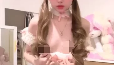 [转载搬运] tiktok极品樱花嫩妹-麒麟ちゃん-新自慰小合集 [1+120m][百度盘]