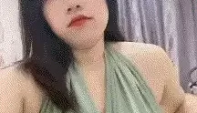 吊钟巨乳末世唧唧早期素颜全裸揉奶吸奶自慰定制私拍