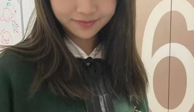[自行打包] 粉装小学妹,被邪恶叔叔干的面目扭曲,洗澡造爱换衣流出【... [7v16p+1.4G][百度盘]