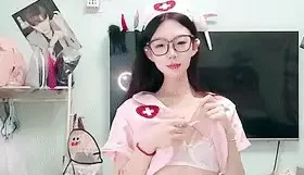 [自行打包] 甜甜的骚学妹~【小涵宝宝】制服骚舞，道具自慰 [48v+34G][百度盘]