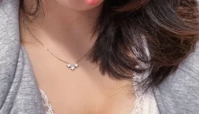 [自行打包] 江苏大学舌钉反差婊少女清纯可爱性感宿舍自拍秀完美身材 [15P 12V+47.05MB][百度盘]