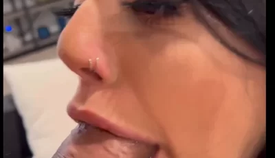 [转载搬运] Horny Latina Roommate Seduced me [1v+500m][百度盘]
